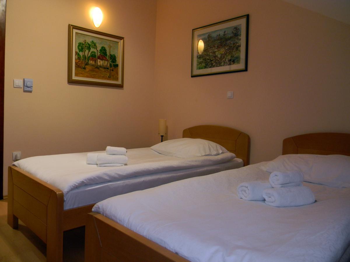 Stari Mlin Hotel Vrsac Exterior foto