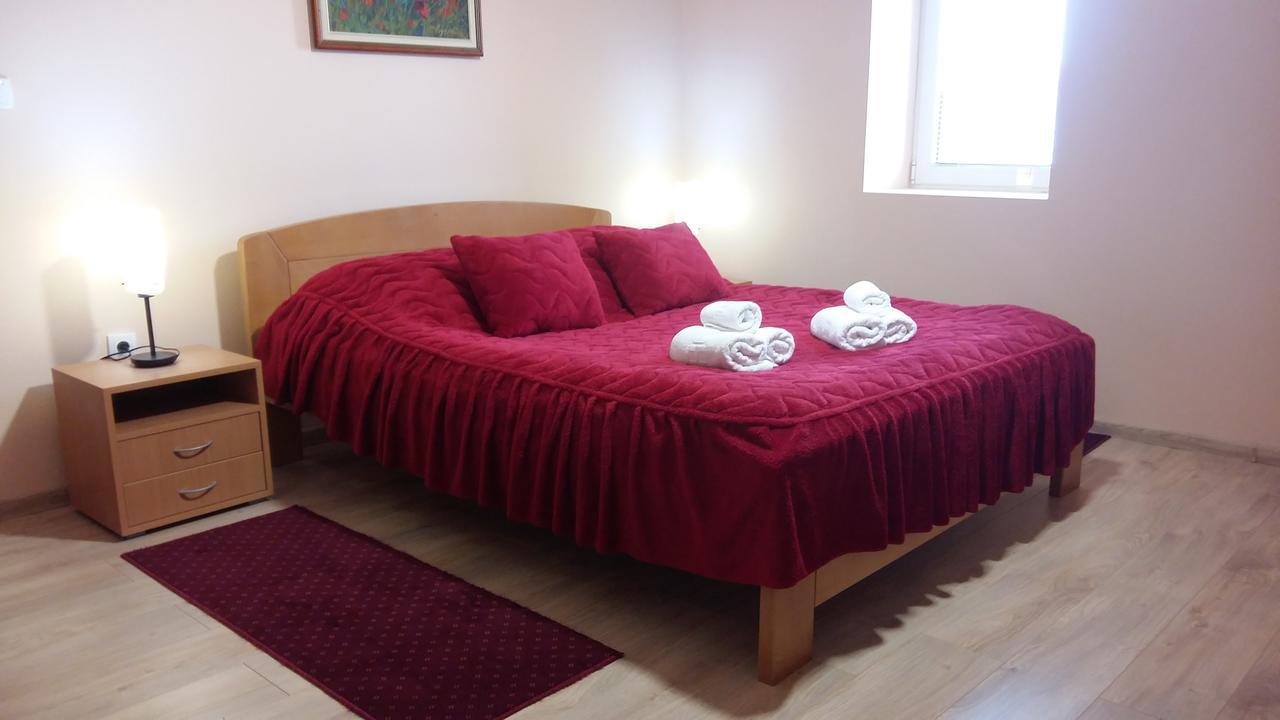 Stari Mlin Hotel Vrsac Exterior foto